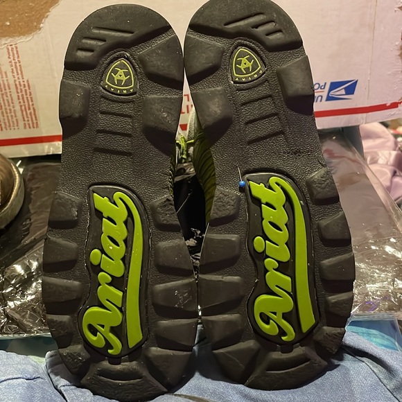 Ariat Boots In Green and Grey EUC - Picture 7 of 8